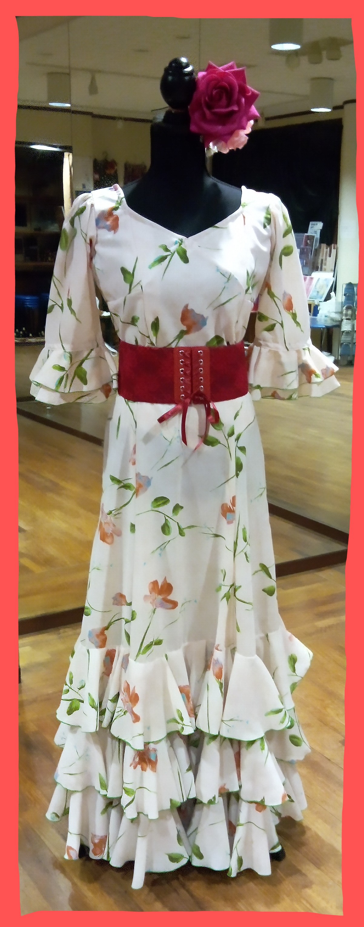 ♥️新作4点セットお花柄お衣装ご案内(お買い得25000円)