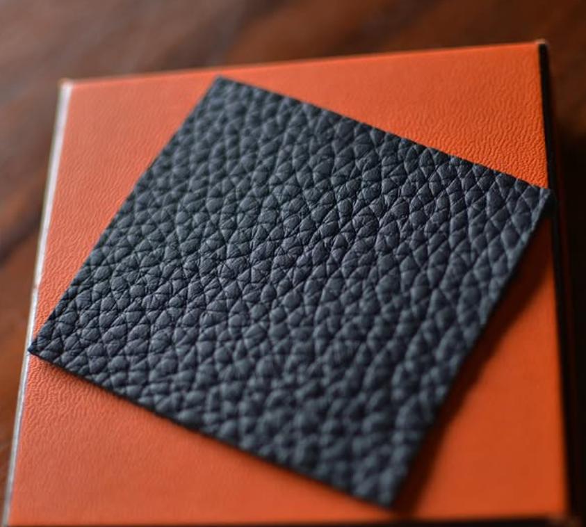 レザーストーリー