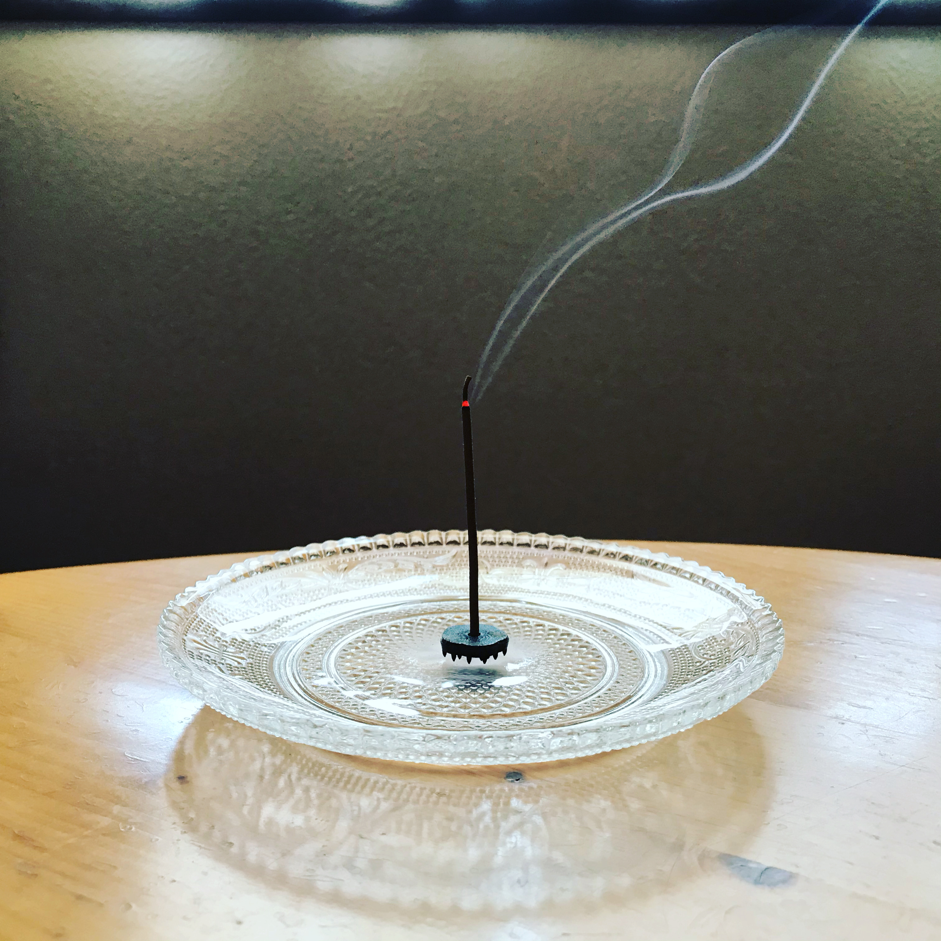 香りのとびらです