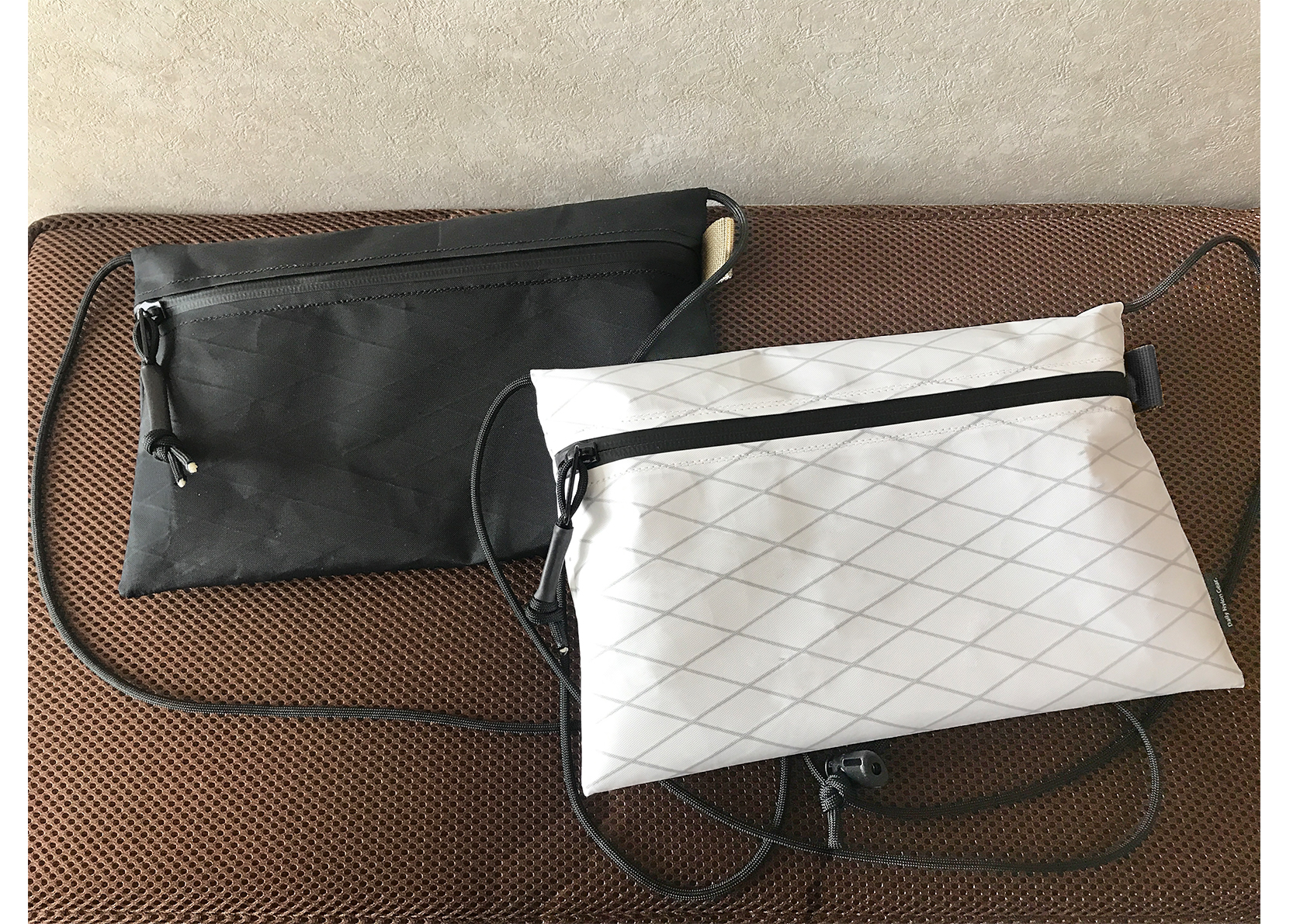 現代の帆布、超軽量・超撥水X-Pacのサコッシュ!ちょっとした外出からアウトドアまで!