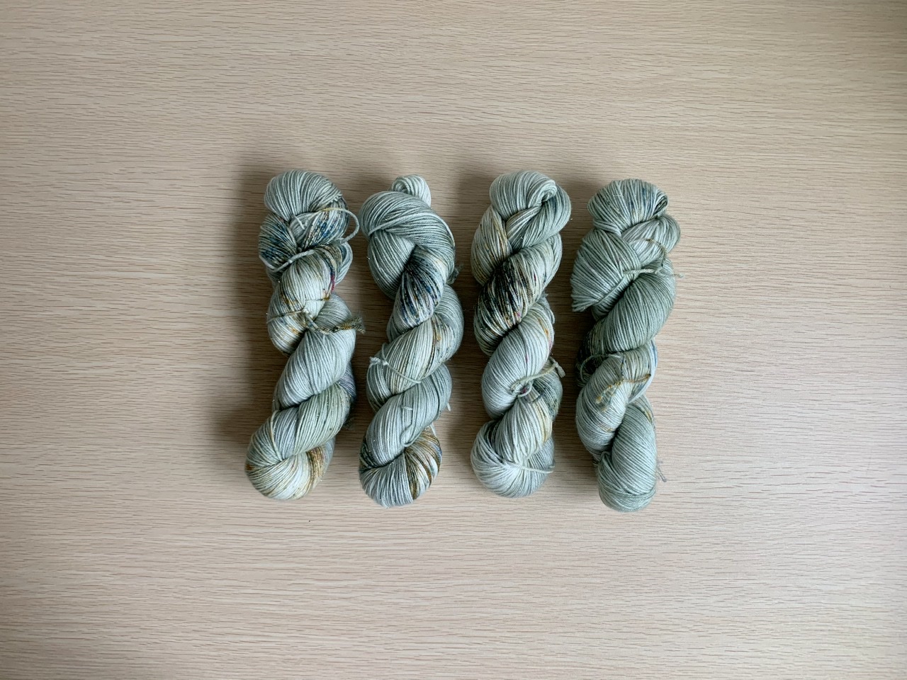 雑木林 : 4ply gold star  準備中