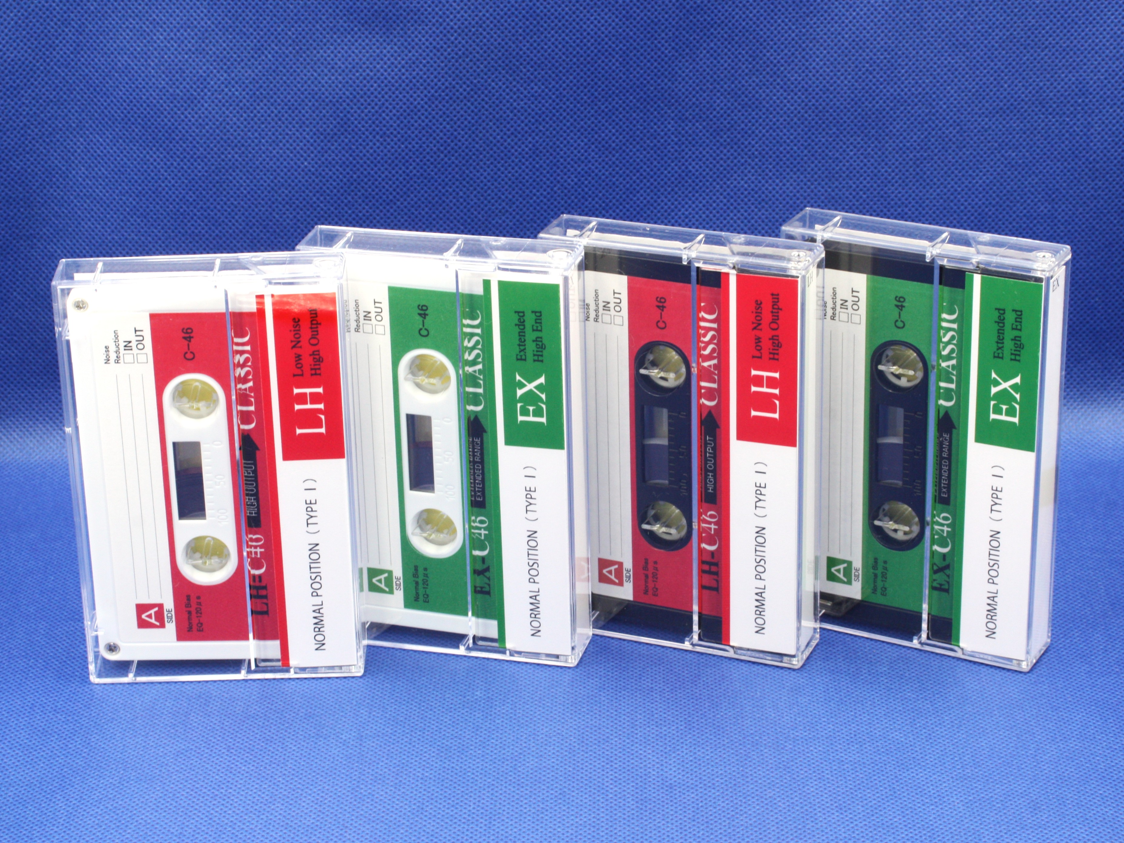 C46・レトロ調白＆黒ハーフカセット・LH／EXのリリース