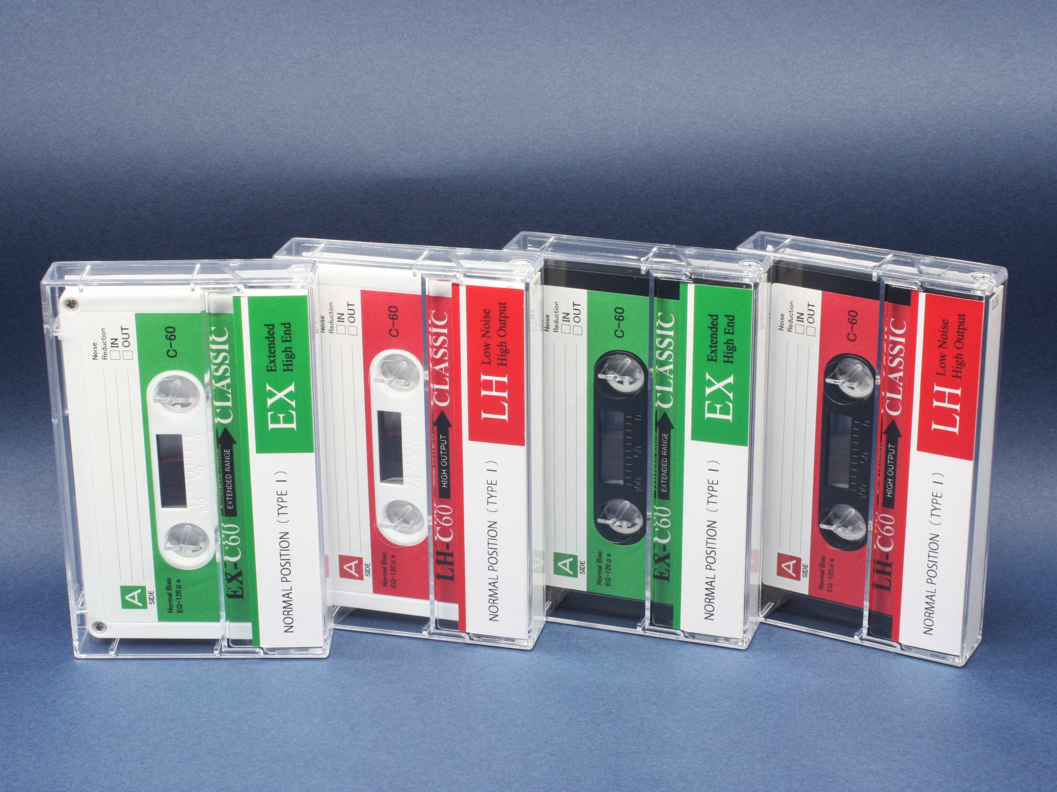 C60・レトロ調白&黒ハーフカセット・LH/EXのリリース