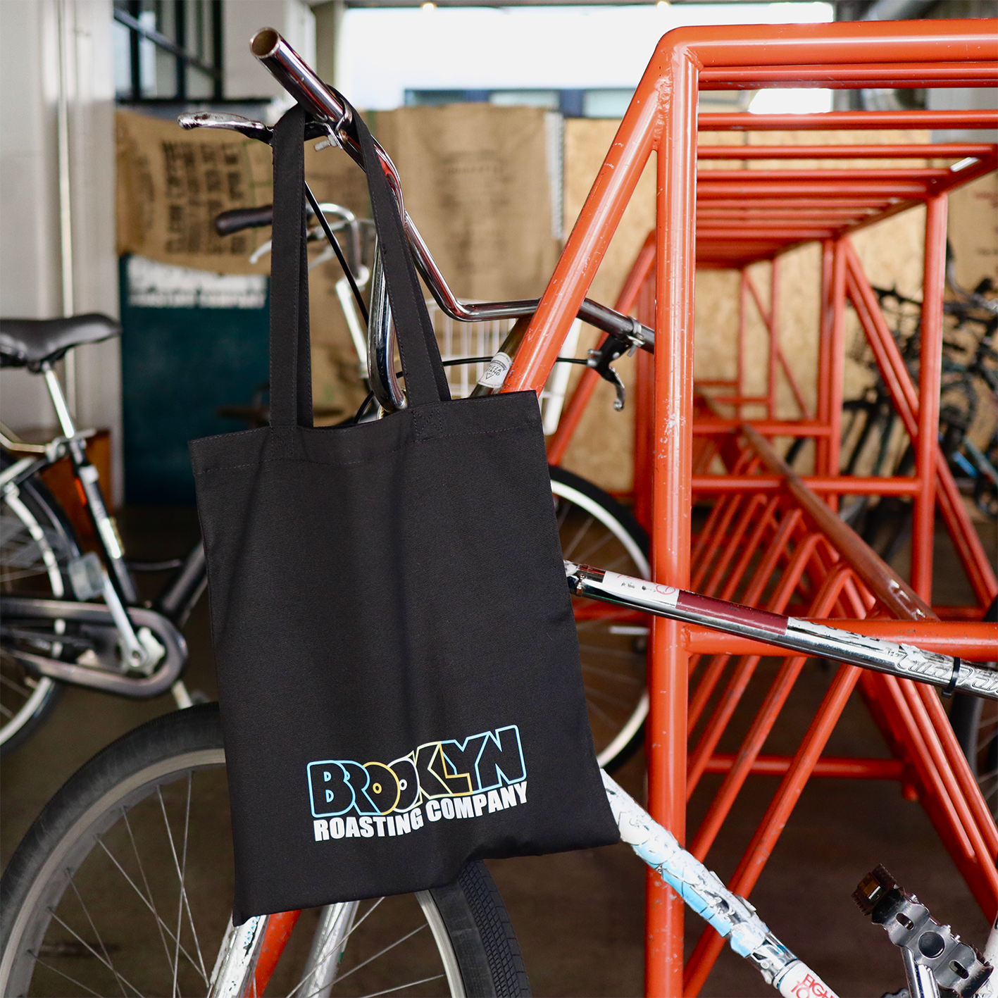 【〜8/31迄‼️】6000円以上のご購入でNeon Toteがもらえる!🎁✨