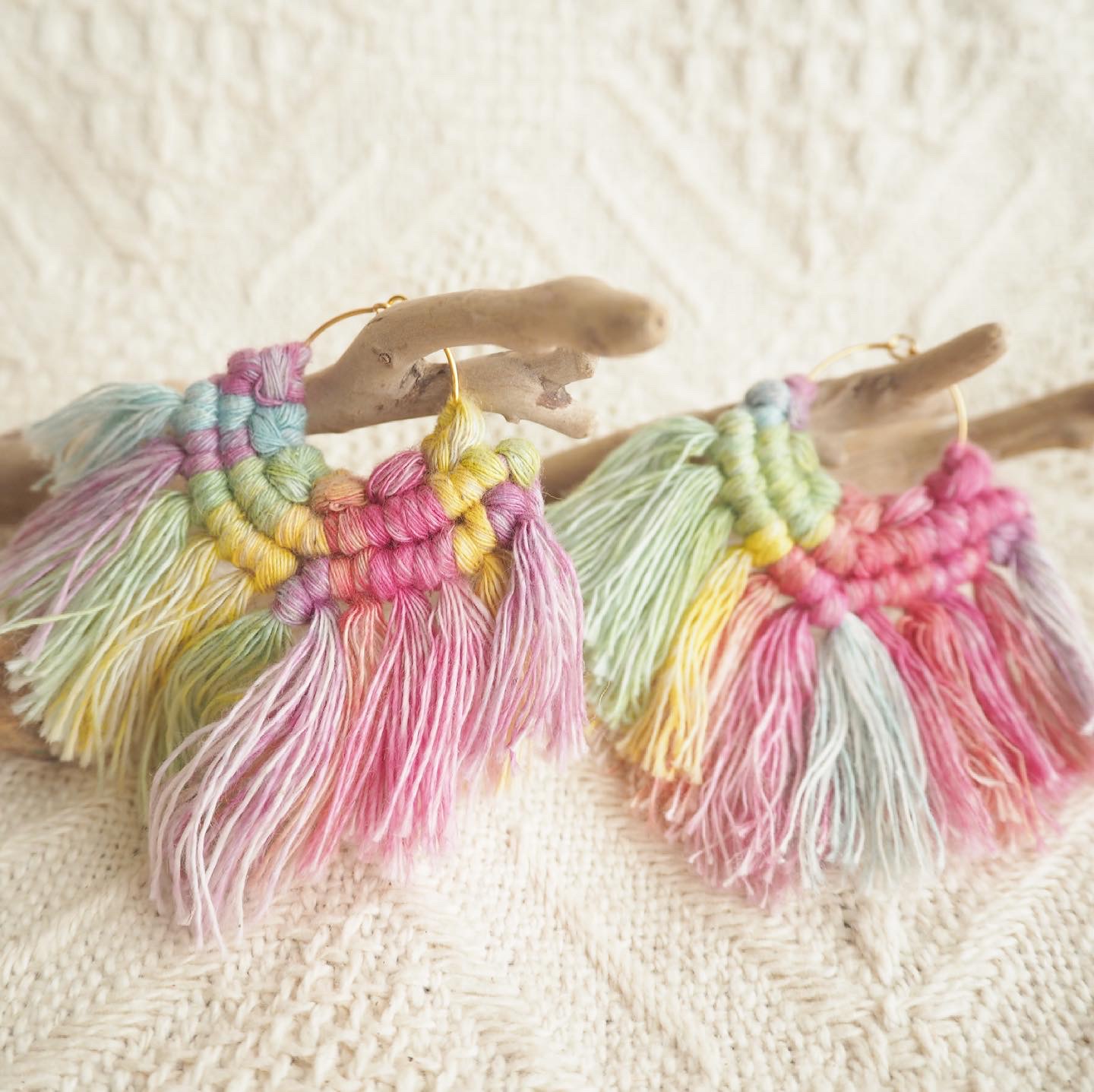 煌めく虹色の世界