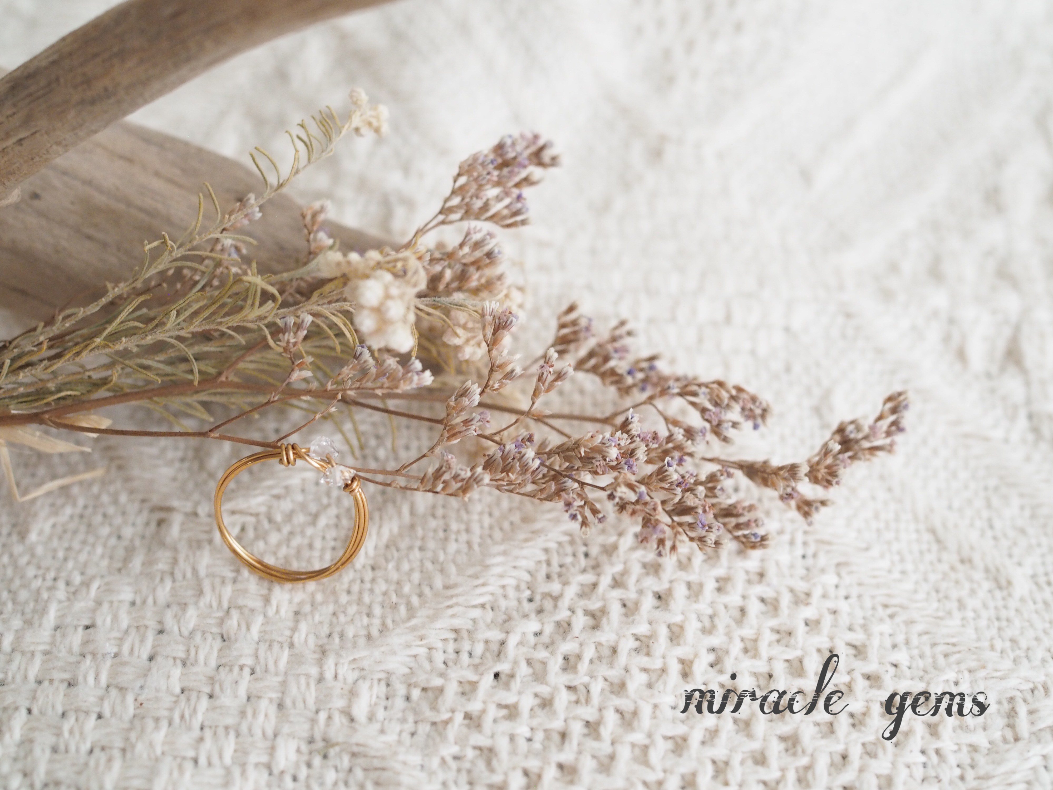 お疲れモード！アクセサリーを身に付ける場所のススメ