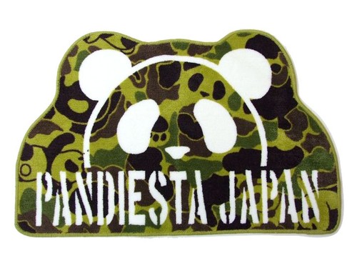 お部屋の印象が変わるマルチマット　PANDIESTA パンダ柄