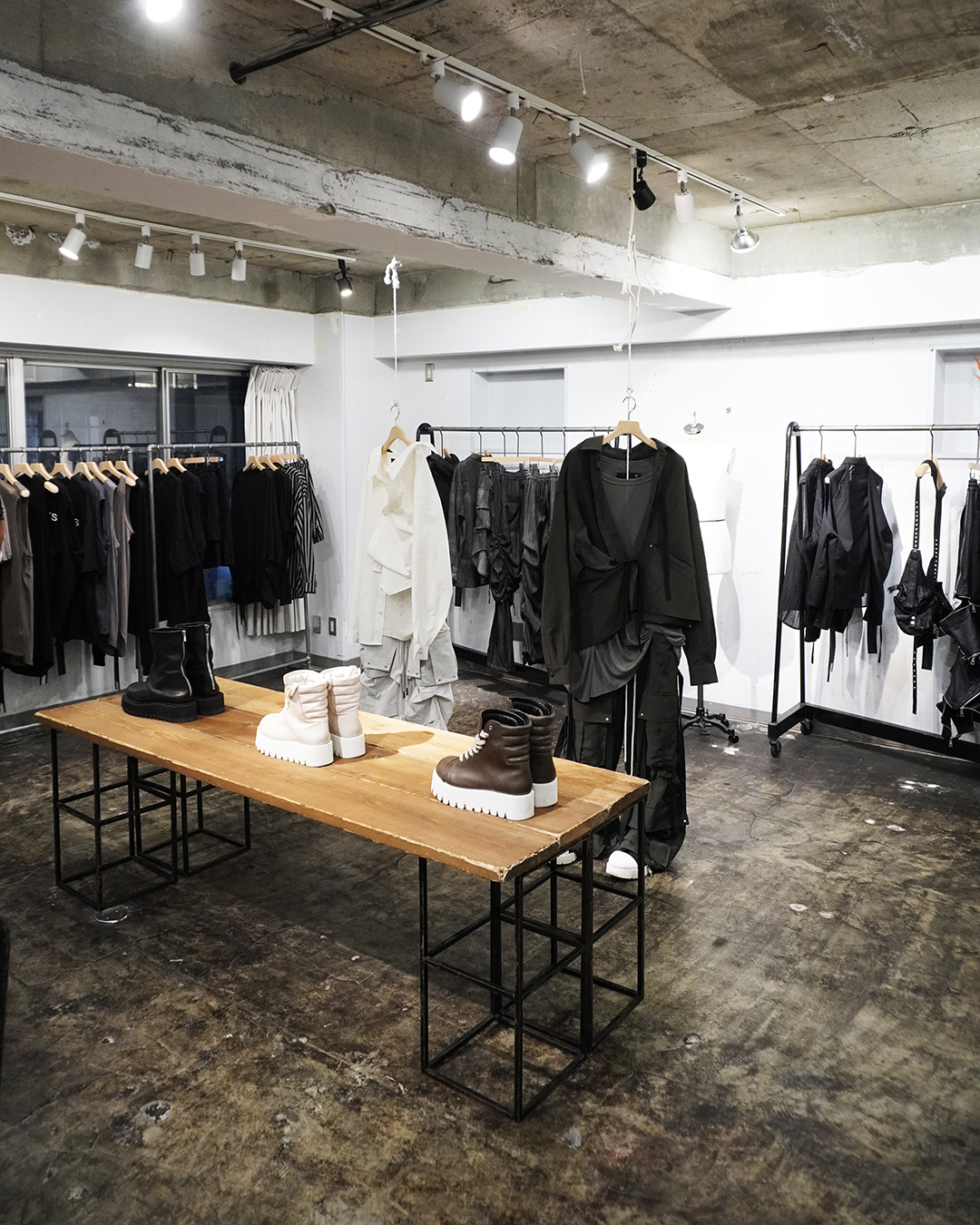 【A.F ARTEFACT(エーエフアーティファクト)】26SS展示会レポート