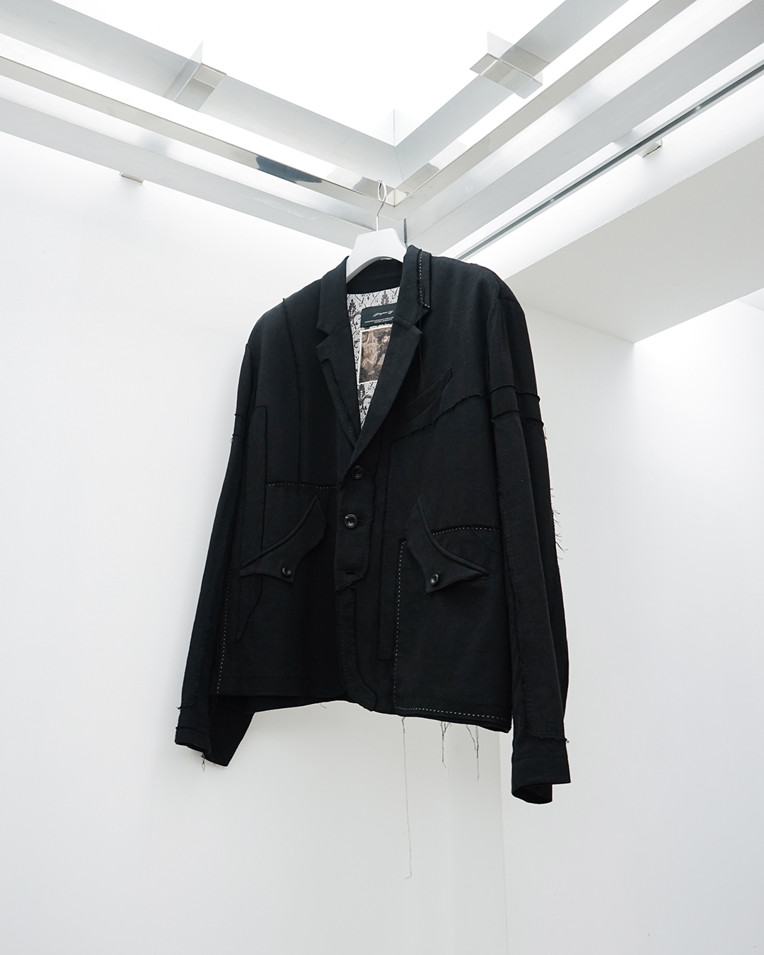 【Professor.E(プロフェッサーイー)】SSのメインジャケットはこちら