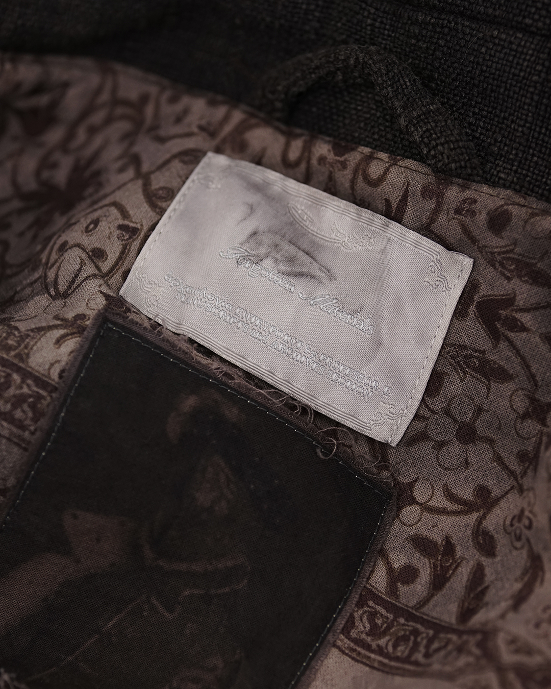 【Forgotton Materials (フォアゴットンマテリアルズ)】雰囲気を支配する圧倒的力