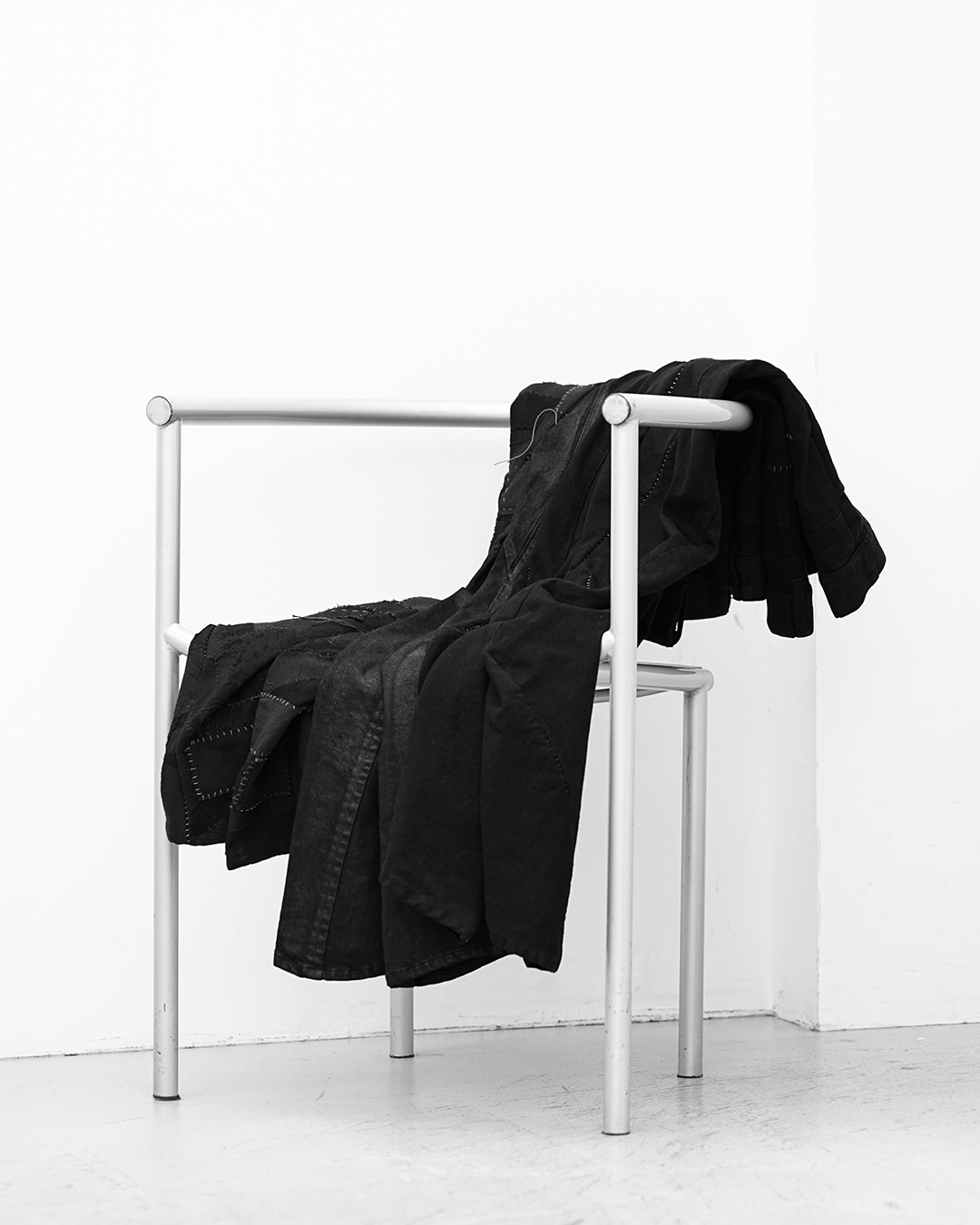 【D.hygen (ディーハイゲン)】スキニーパンツって、何