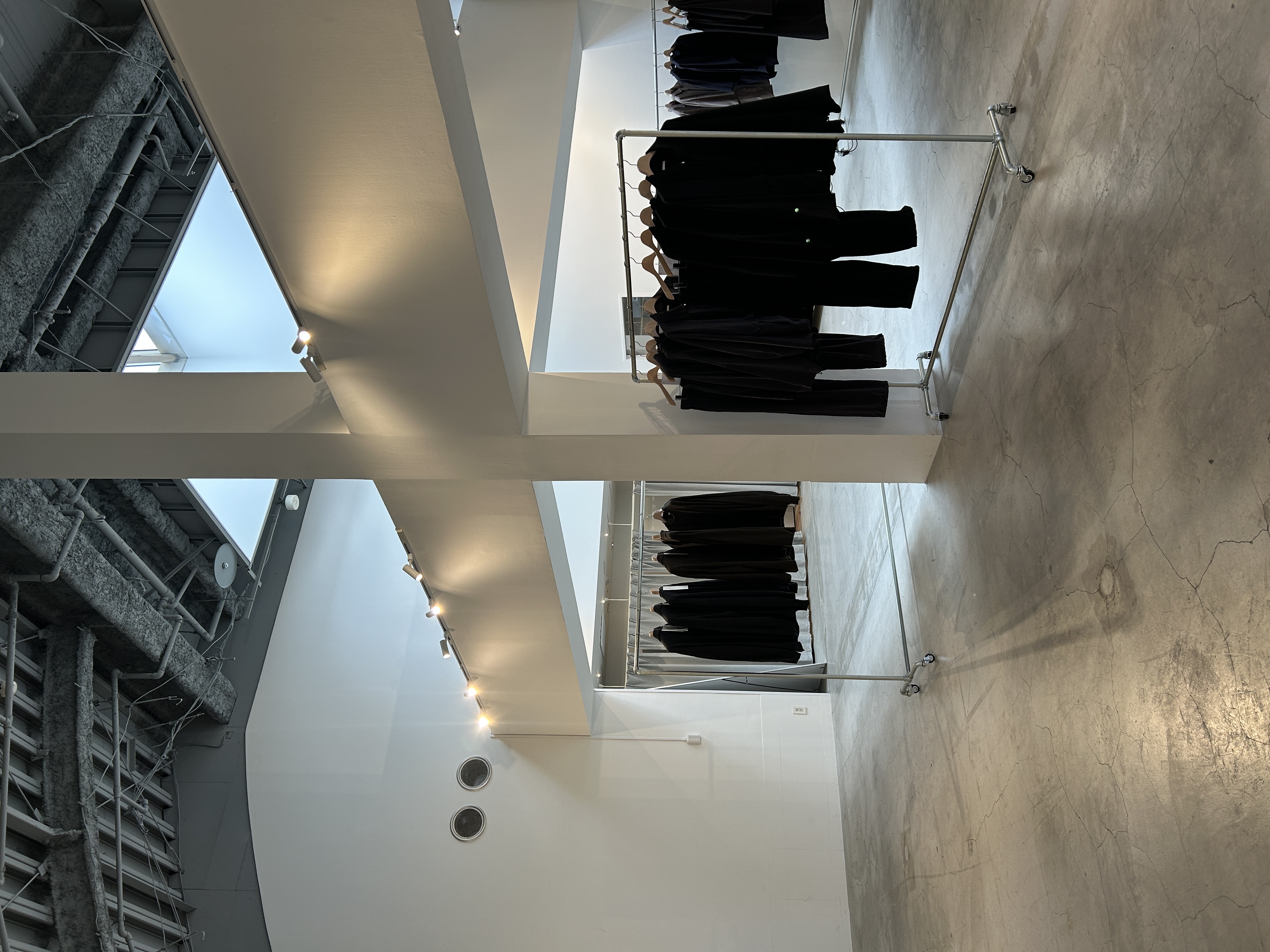 【Blanc YM（ブランワイエム）】26SS展示会レポート