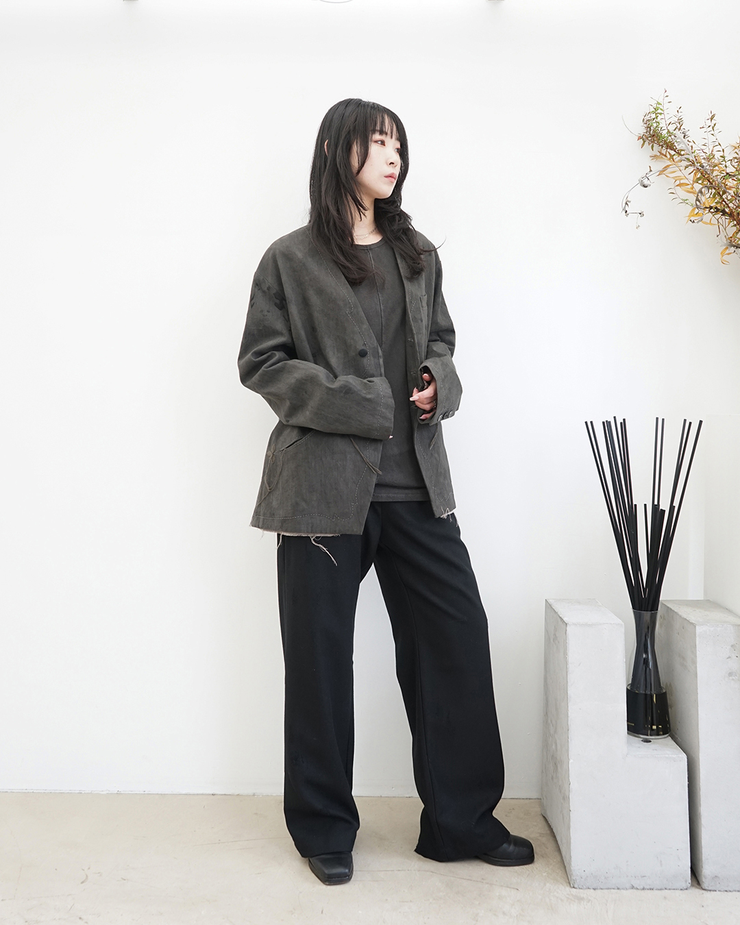 【Forgotten Materials (フォアゴットン・マテリアルズ)】ノーカラーとしての良さ