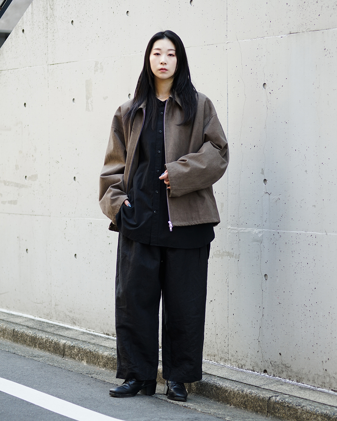 【KLASICA (クラシカ)】なんだかんだこんなパンツがちょうど良い。