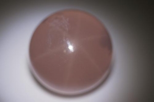 透明感抜群で高品質！スターローズクォーツが入荷しました！