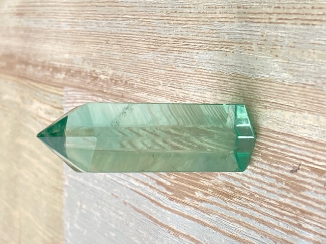 高品質☆フローライトポイントが入荷しました☆