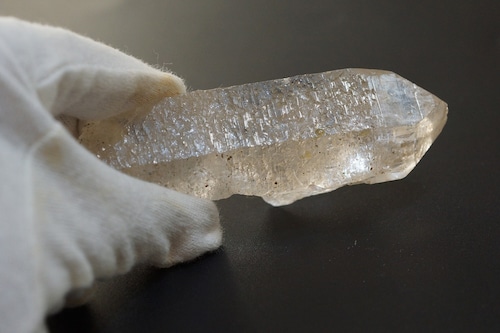 エッチドクォーツ(侵食水晶)ヒマラヤラパ産水晶が入荷しました!