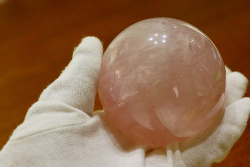 今日は、大きめ!スターローズクォーツやセレスタイトがお買得☆