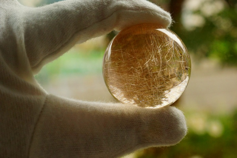 今日は美しいルチルクォーツが入荷しました☆