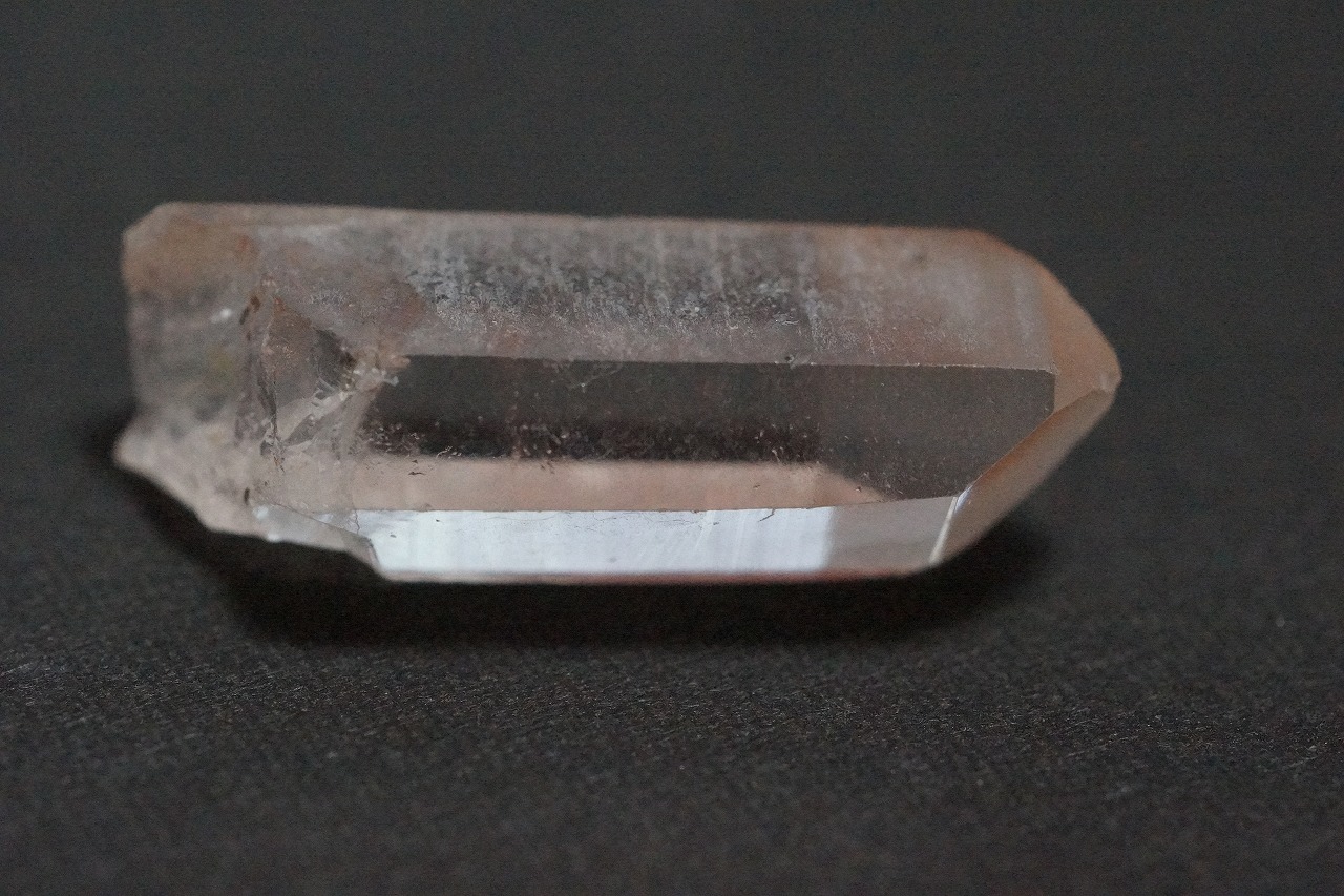 小さめで可愛いレムリアンシード水晶が入荷しました☆