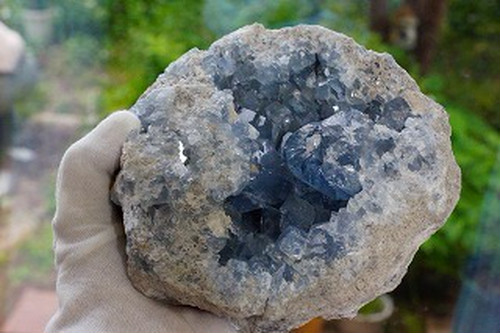 その青さは天国の空の色！！セレスタイト大セールです！