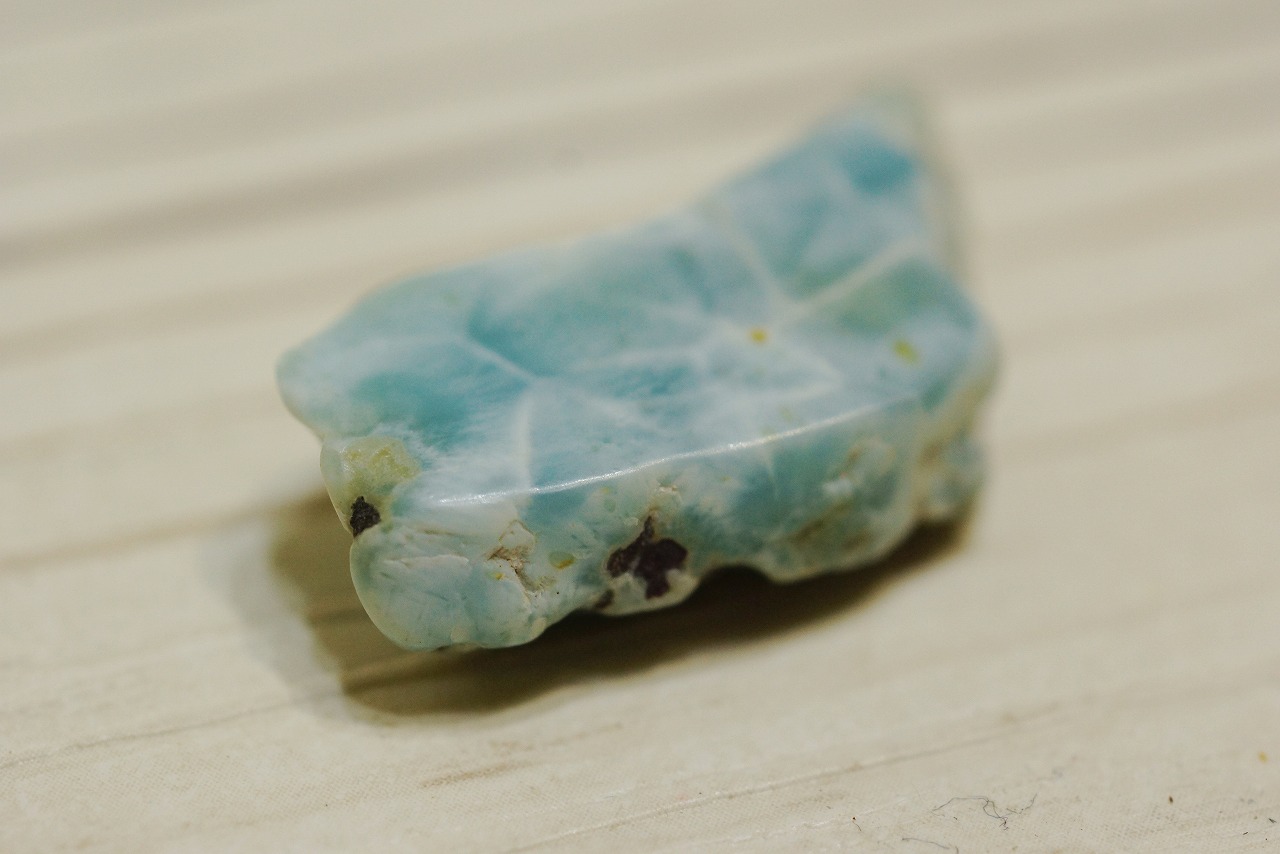 小さくて可愛いラリマーが入荷しました☆