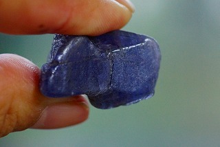 大人気のタンザナイトタンブルが再入荷しました☆