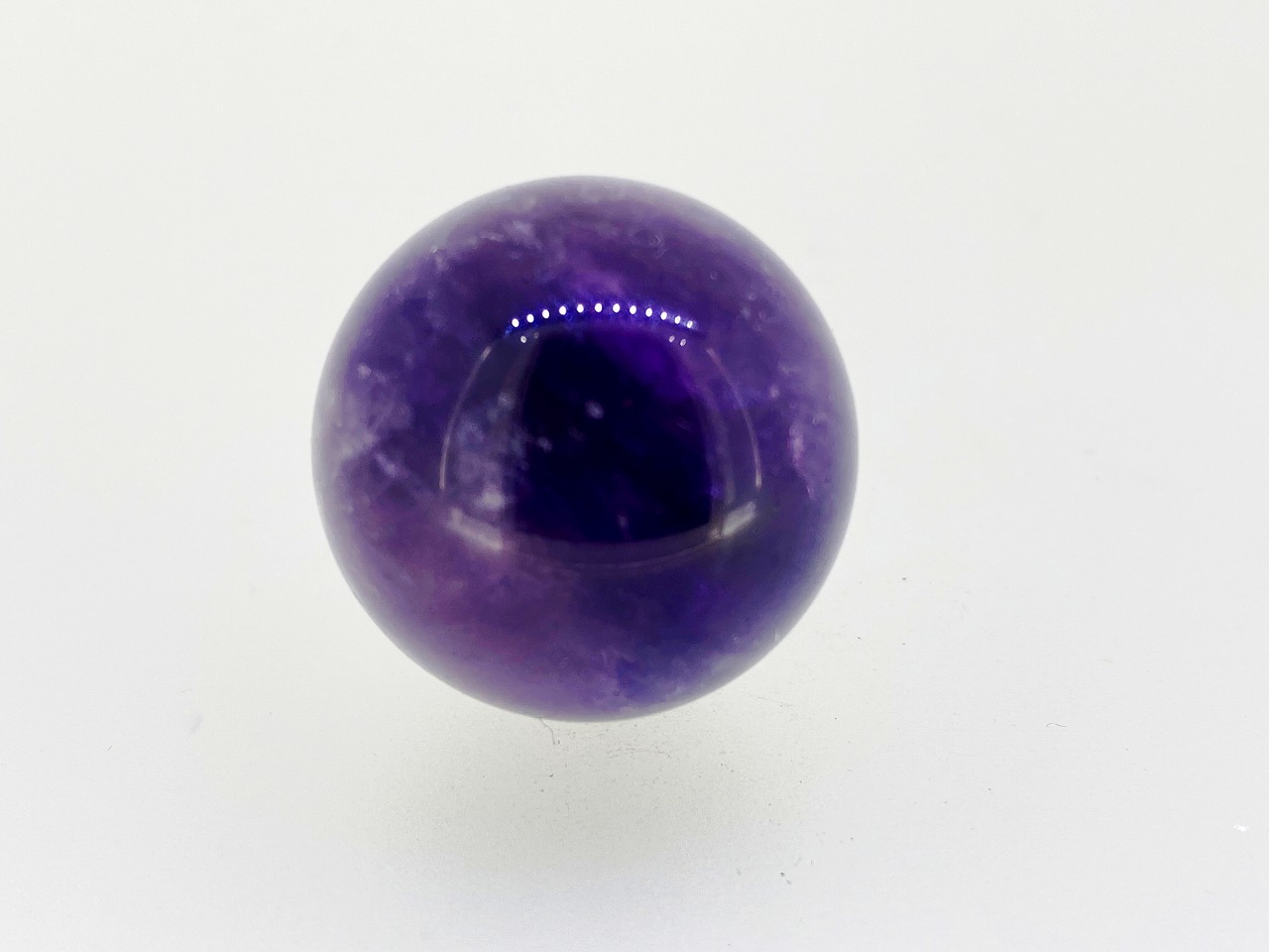 濃い紫☆アメジスト丸玉が入荷しました！