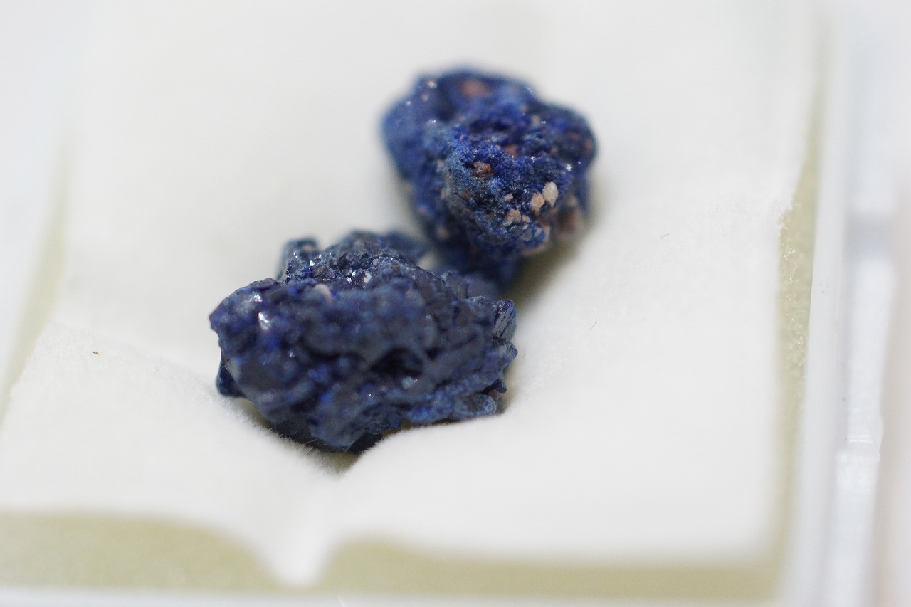 インスピレーションを与えてくれる！アズライトやカコクセナイトアメジストが入荷しました☆