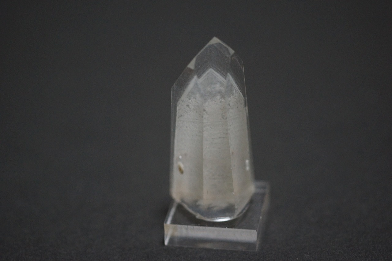 【完全閉店セール！】チャネリングストーン☆ファントム水晶が入荷しました☆