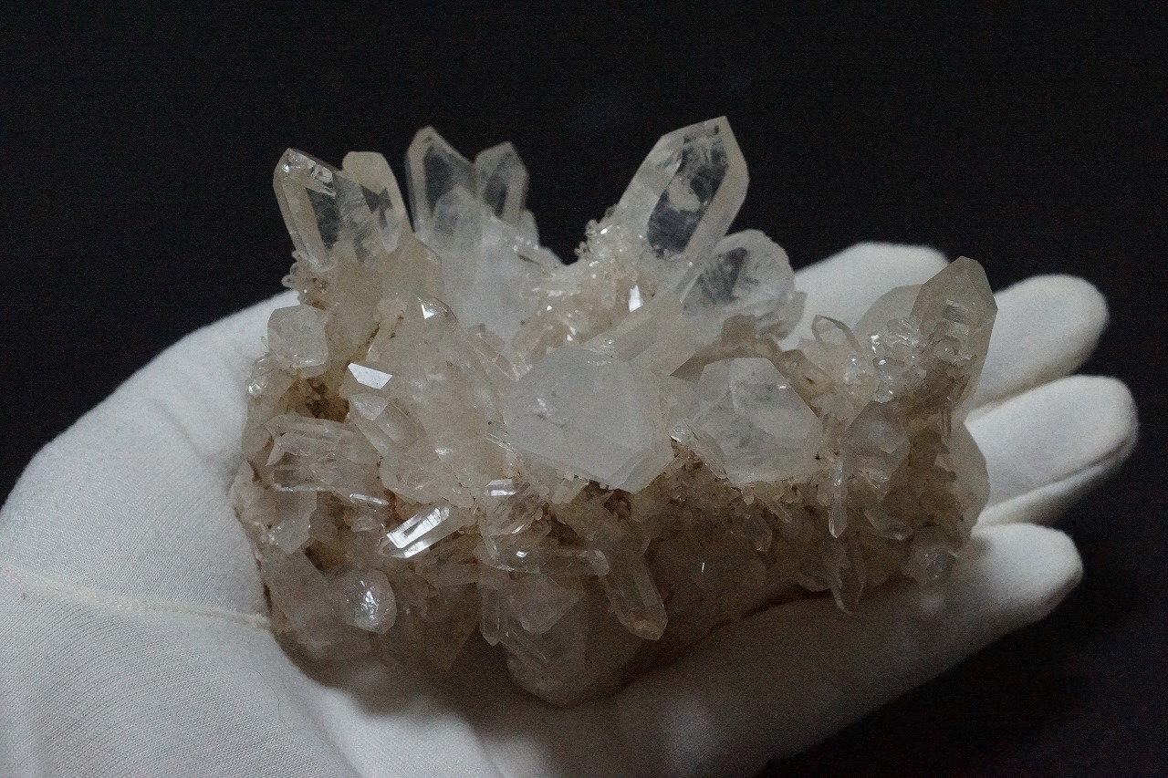 美しいヒマラヤ水晶のタプリジュン産が入荷しました☆