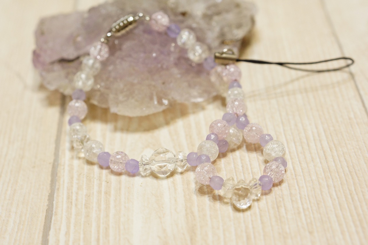 フローライト原石と、磁石で簡単装着！磁石のブレス！