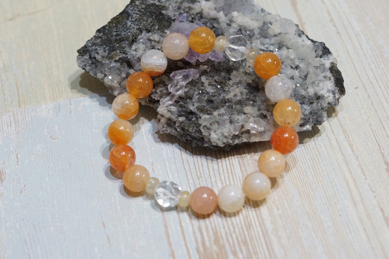 出世!財運アップ☆龍紋アゲートブレスレットが入荷しました!