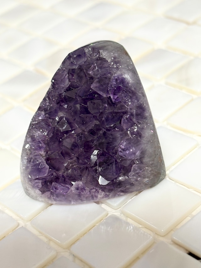 高品質！結晶が美しいウルグアイ産アメジストが入荷しました☆彡
