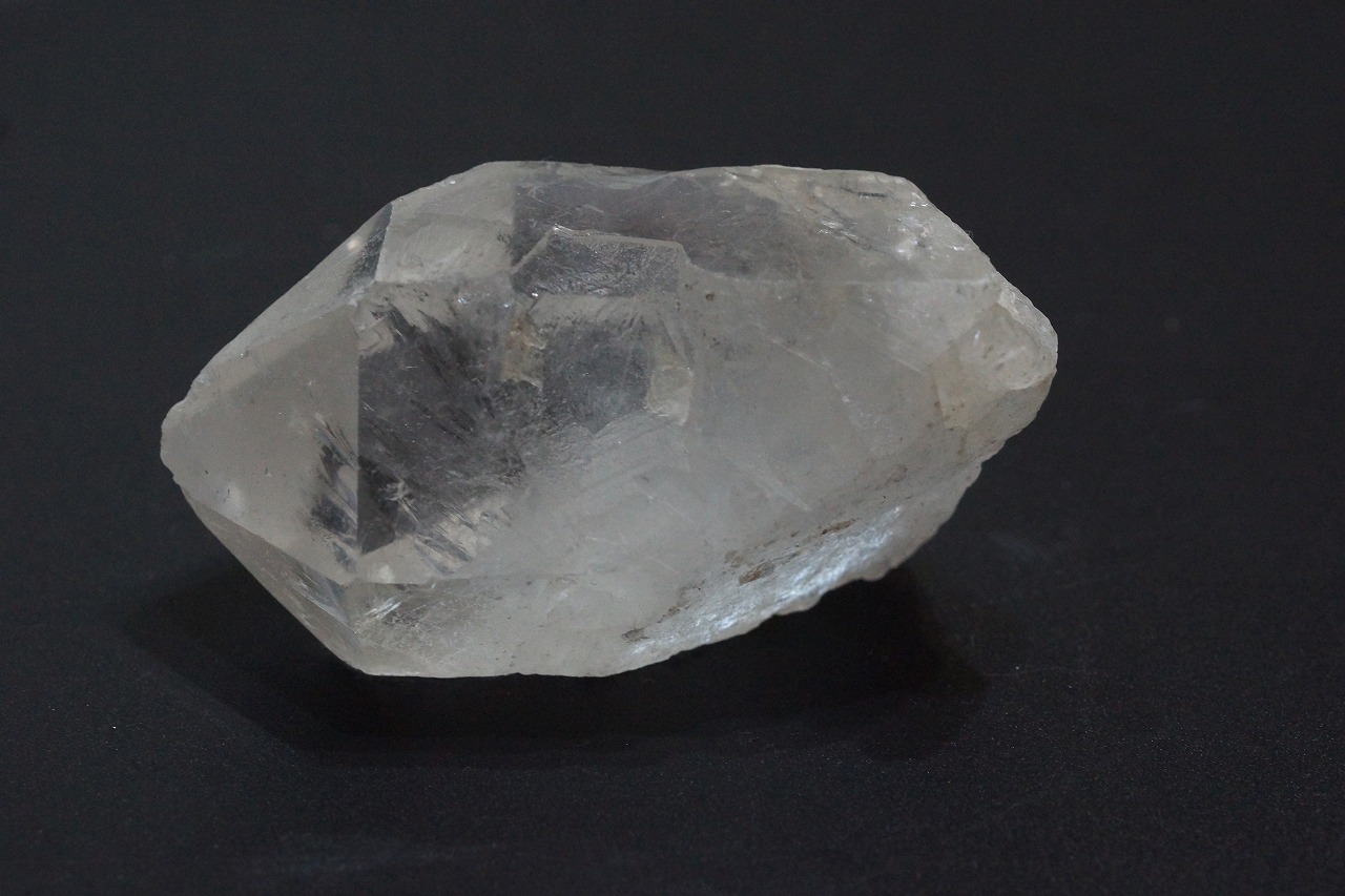 格安！コリント産水晶ポイント産　