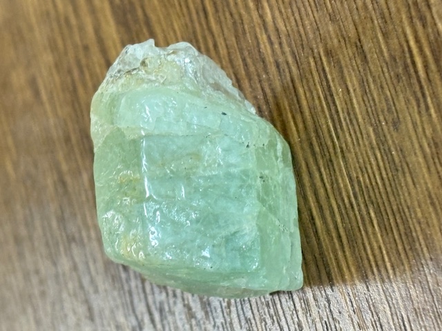 アクアマリン，アパタイト，アメジストが入荷しました☆