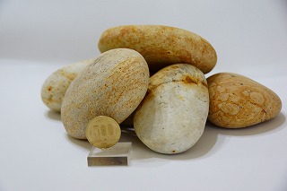 疲れを癒やす姫川薬石（お風呂にどうぞ）が入荷しました！