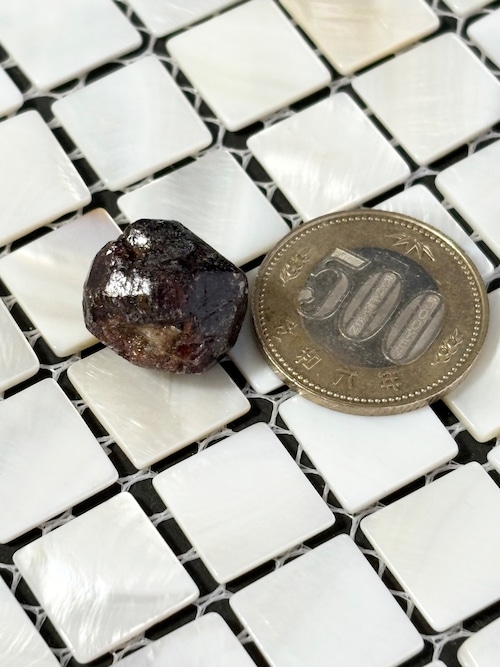 1月の誕生石！ガーネット原石が入荷しました♡