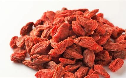 「飲む目薬」とも言われる・・クコの実、　目の効果、肌老化、免疫アップにも！摂りたい！！スーパーフード