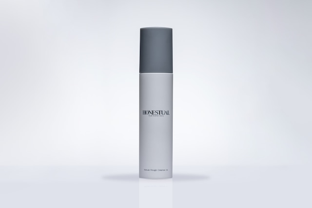 【気品あふれる香りで、肌も心も満たすクレンジング】