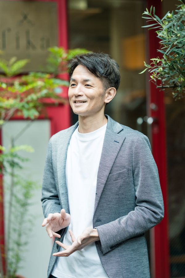 梅雨の広がり・うねりに。本気美容師が開発した「リッチトリートメント」で叶える感動のまとまり