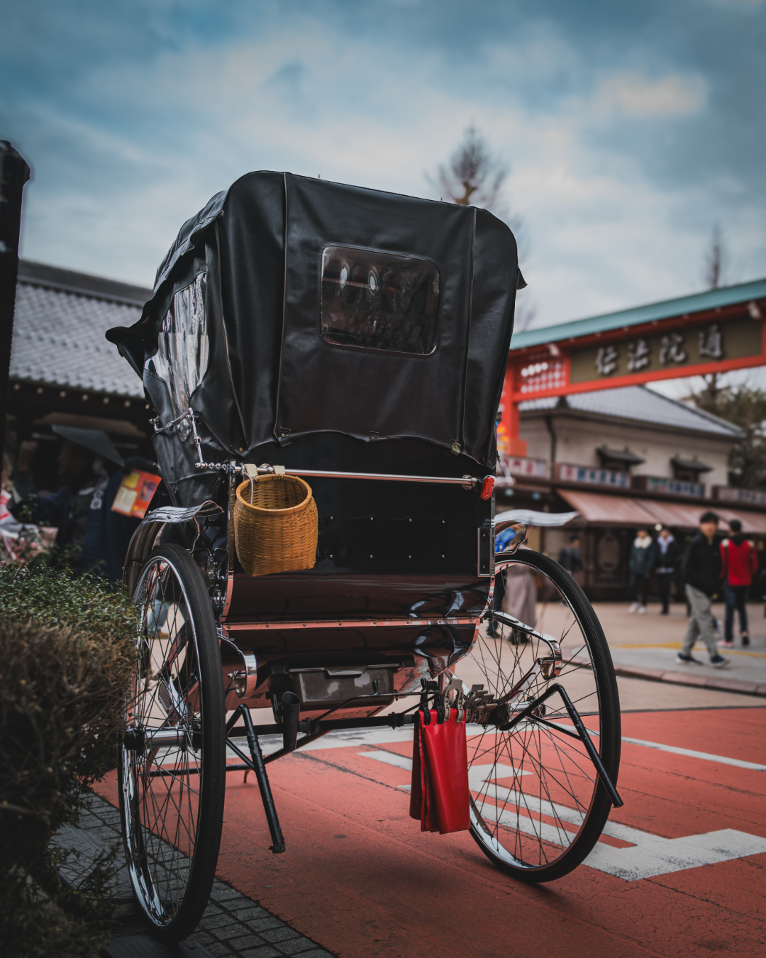 浅草、人力車の風