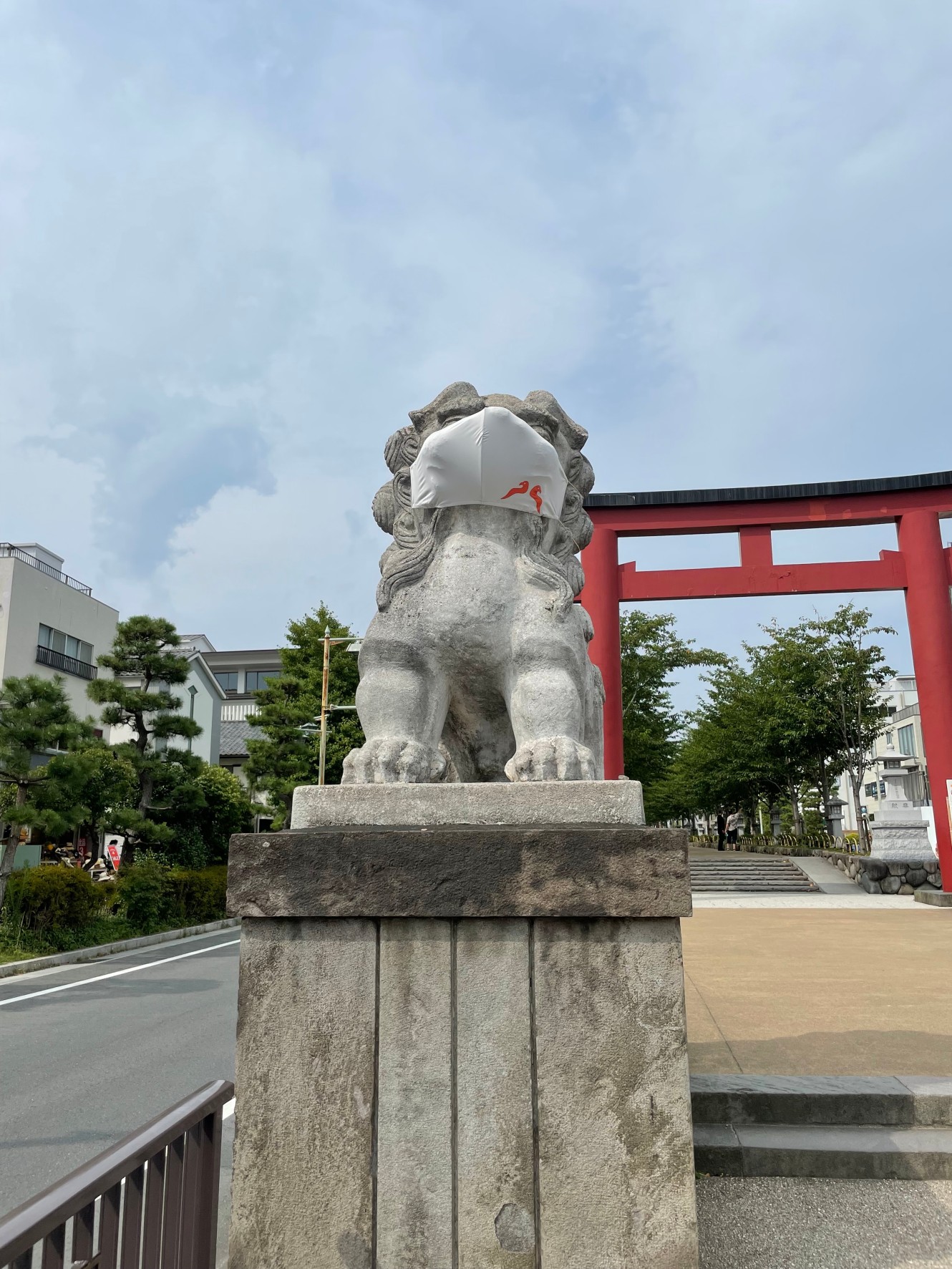 土潤溽暑 （つち　うるおうて　むしあつし）