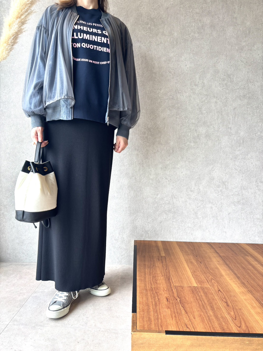 スポーティーなのに、どこか女っぽい。大人のためのレイヤードスタイル