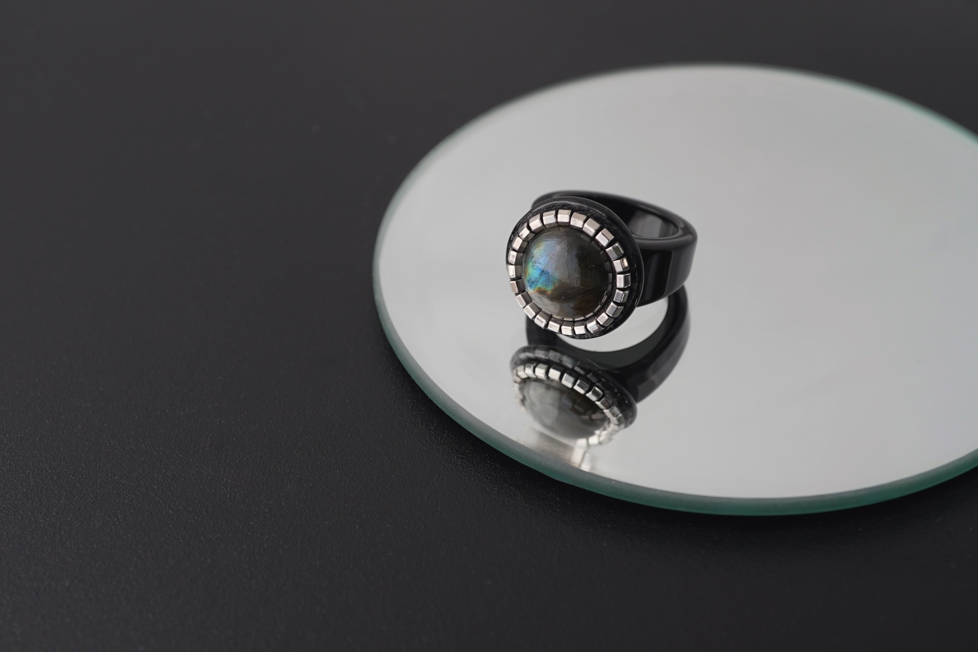 新作リング、11/20発売