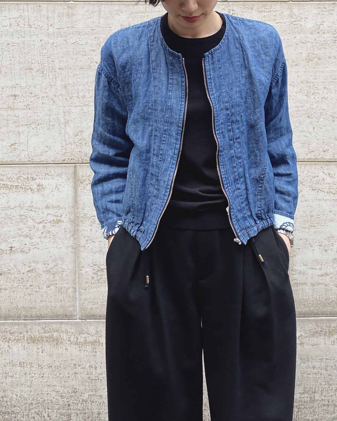 Lallia Mu：リネンデニムショートブルゾン