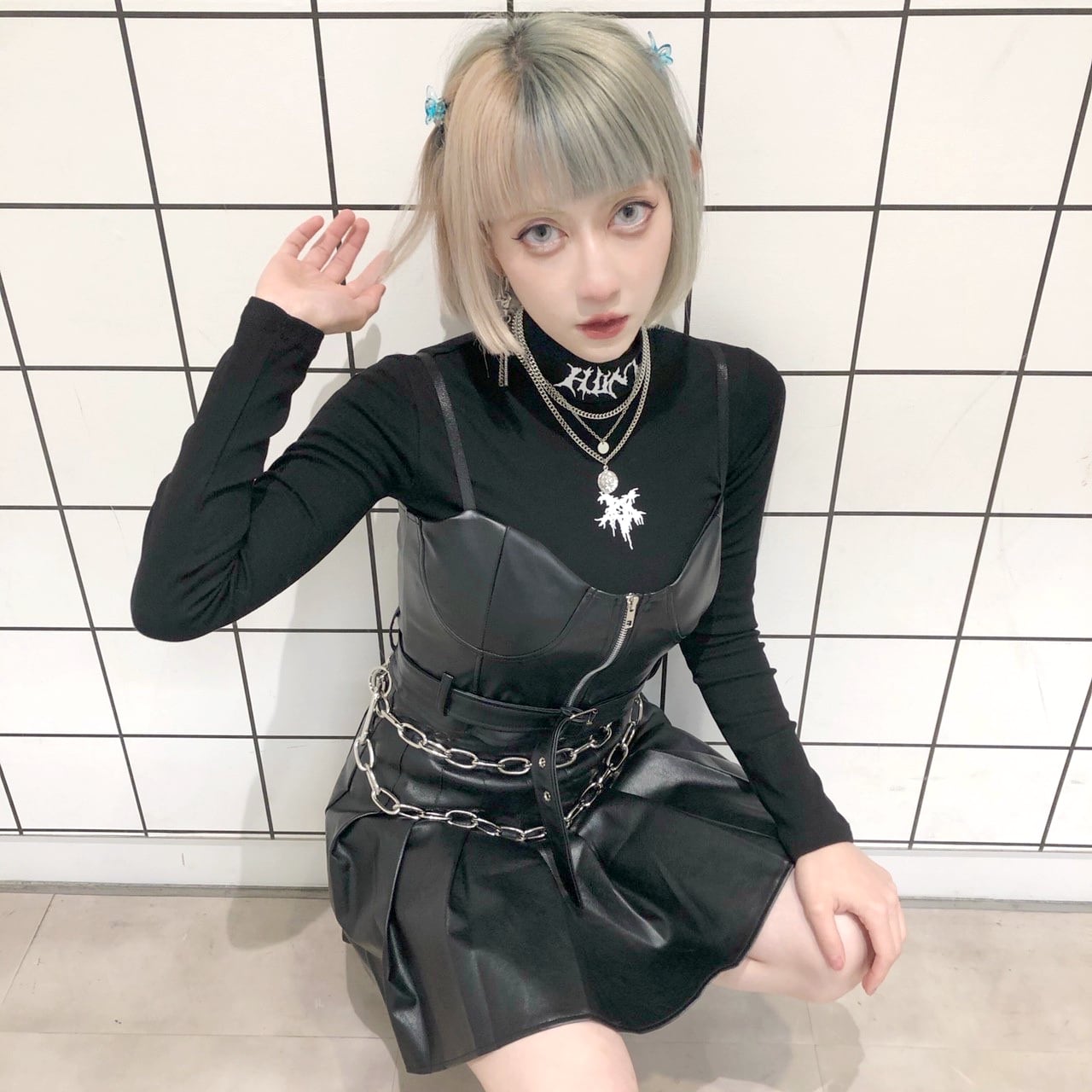 【10/29 #今日のコーデ】この秋冬はいつも以上に"クロレザー"がアツい🖤