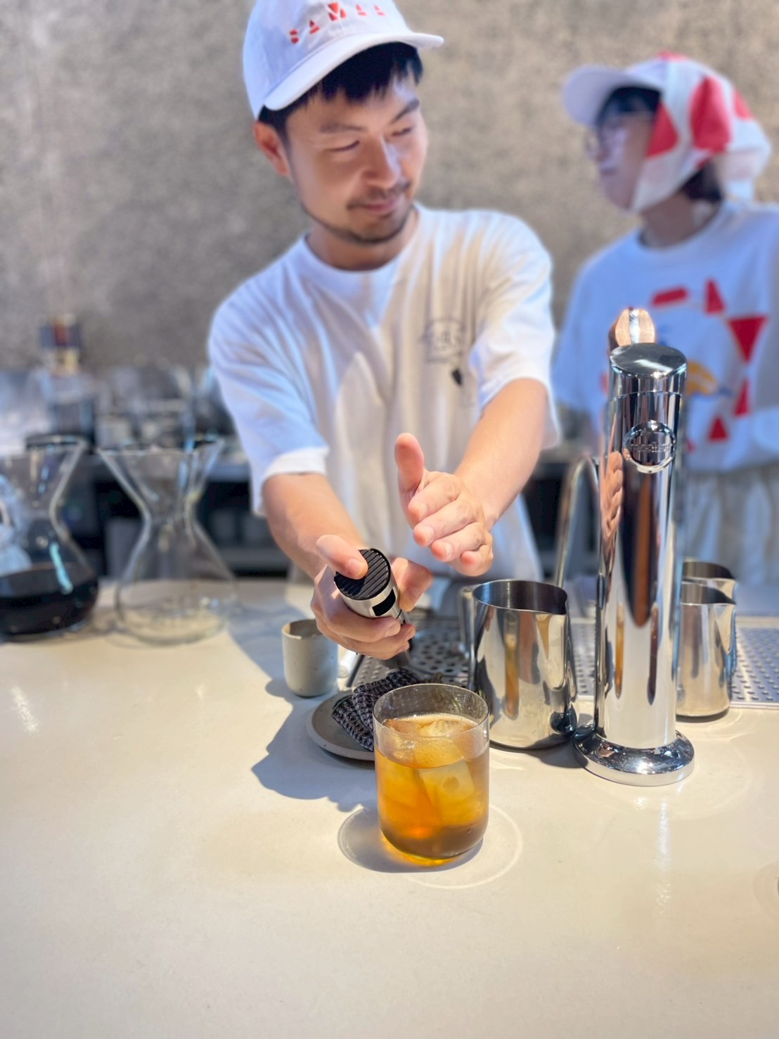 徳地薬草のお茶が「SAMAA_」のドリンクメニューに仲間入り!