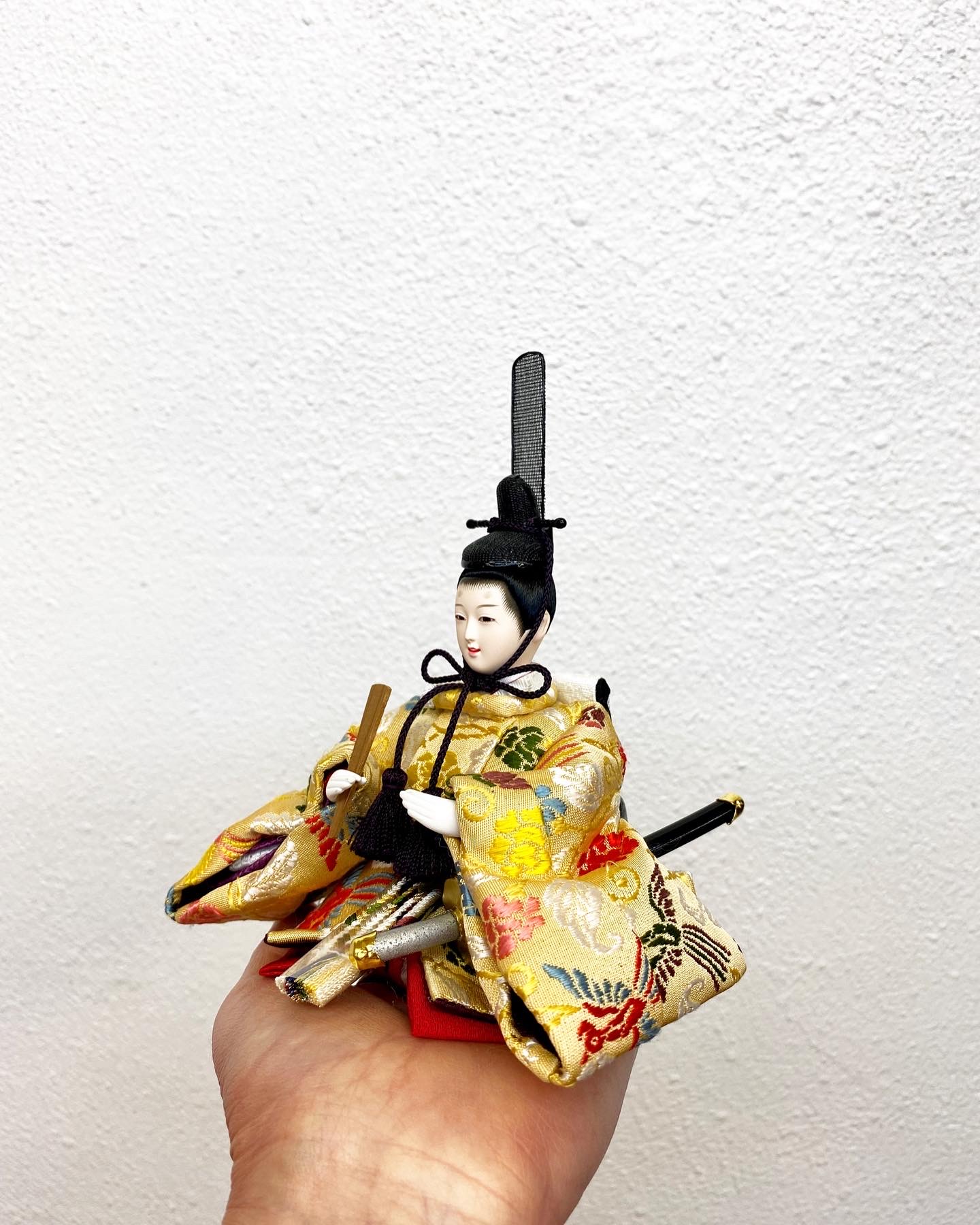 手のひらサイズのお雛様