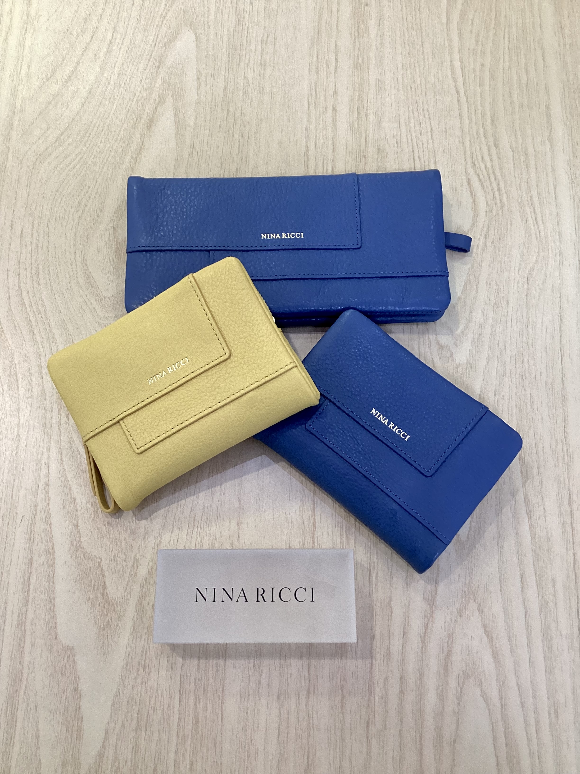 【NlNARICCI｢ニナリッチ」新作財布入荷✨】